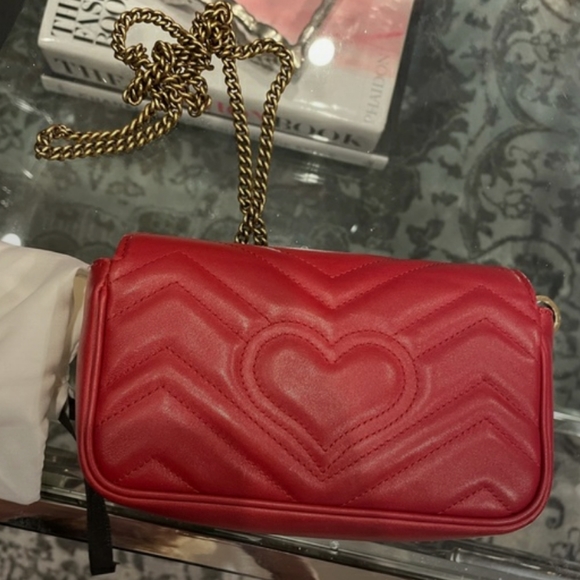 Gently used, 100% Auth. Great cond.Wih box & bag. - Picture 2 of 4